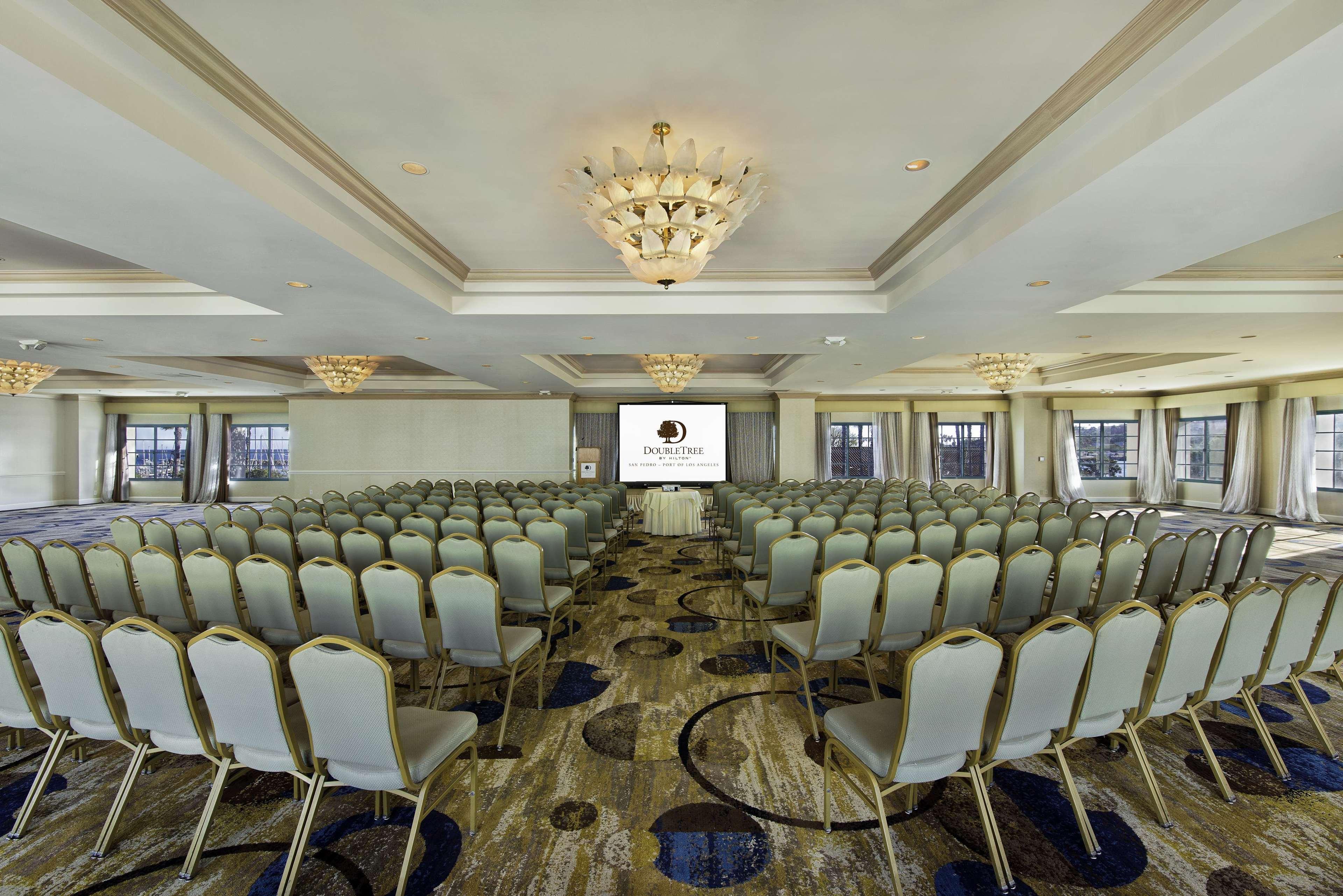 Doubletree By Hilton San Pedro Hotel Long Beach Exterior photo